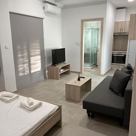 Modern City Center Studio Saripolou Лімасол Екстер'єр фото